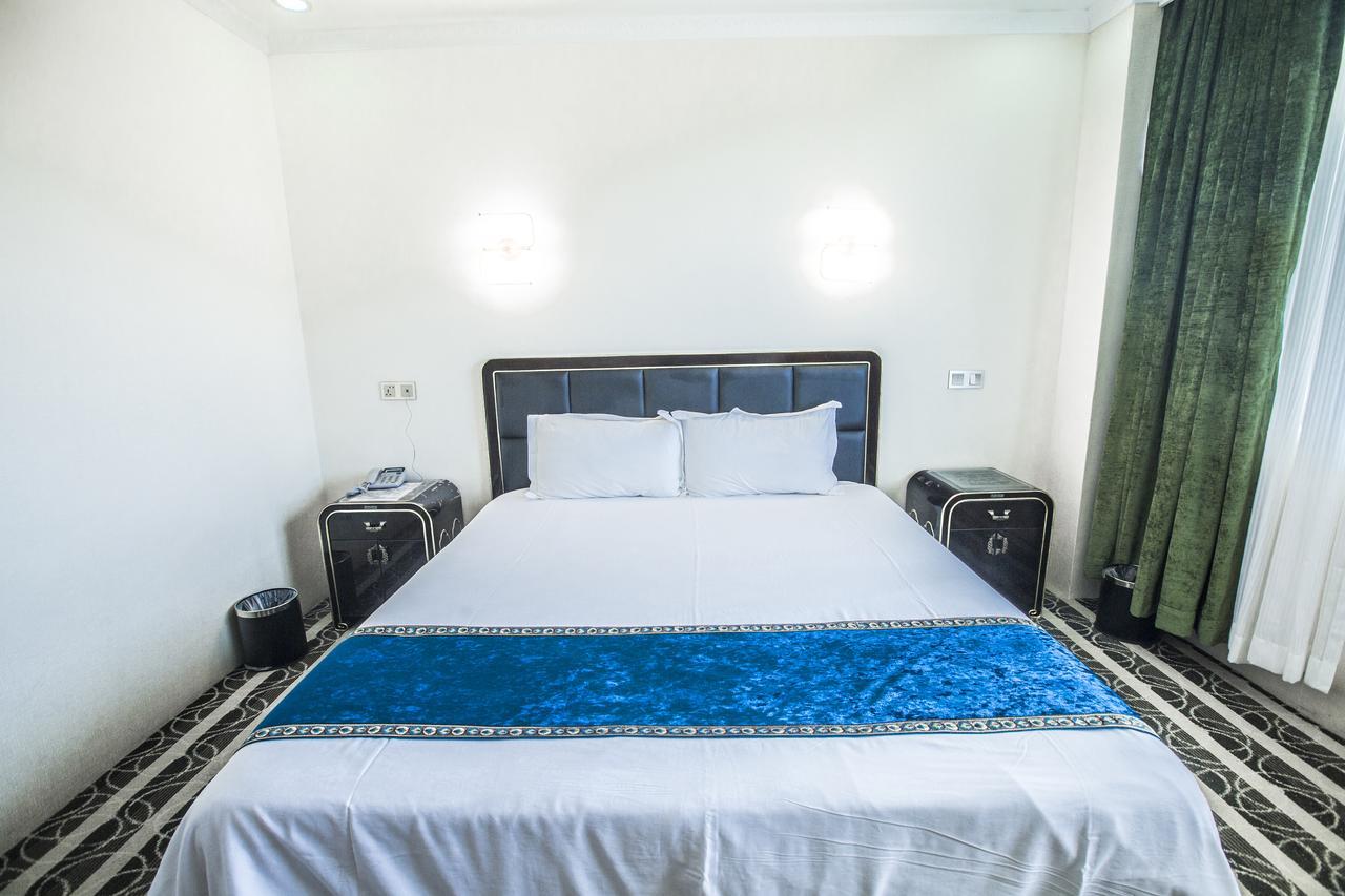 Star Sands Hotel Garapan Eksteriør bilde